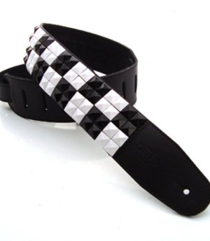 2.5 INCH PYRAMID BOX PATTERN STRAP BLACK/WHITE