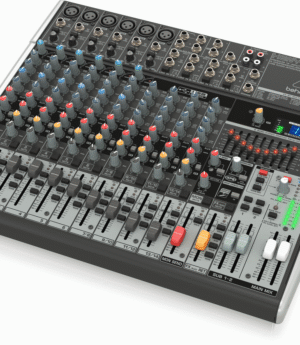 BEHRINGER XENYX X1832USB MIXER