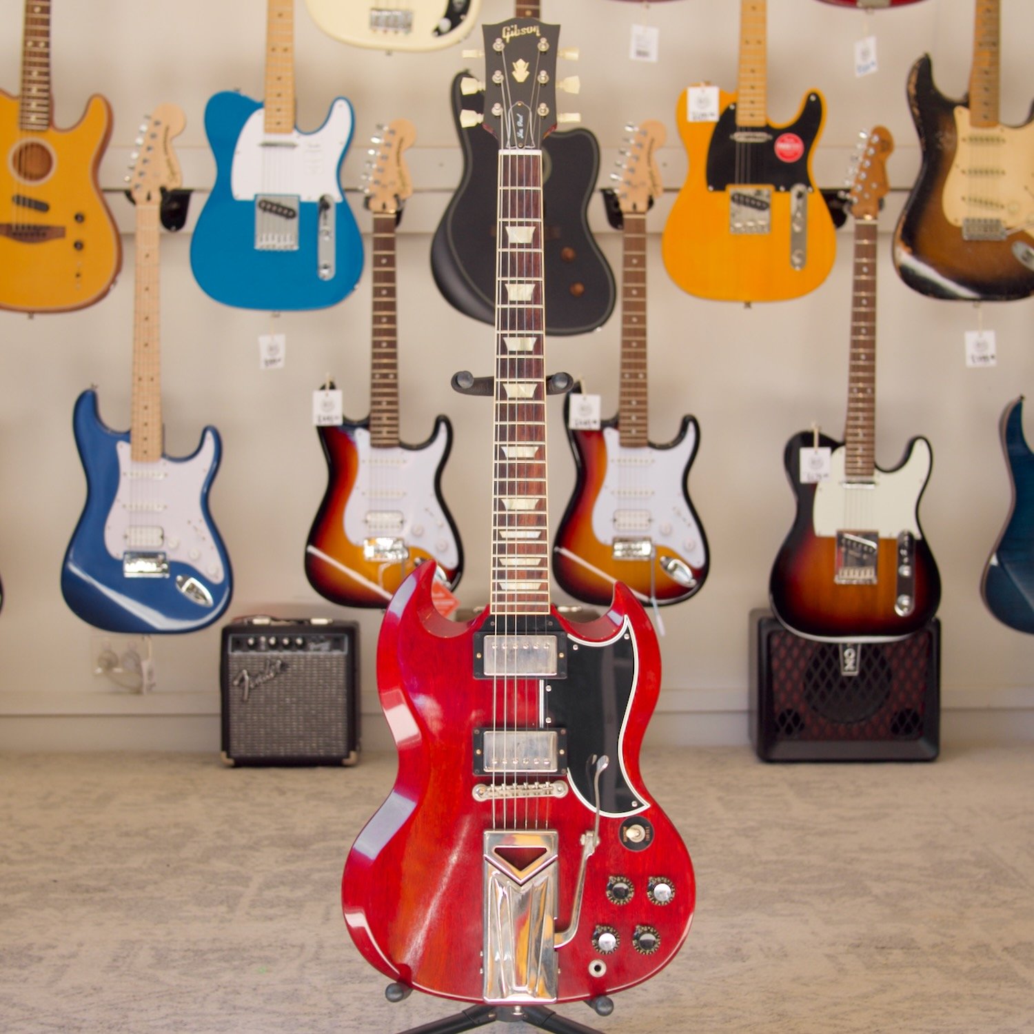 Gibson Les Paul SG 60th Anniversary Les Paul Signature Maestro Electric Guitar Cherry with Original Hard Case (Pre-Loved)