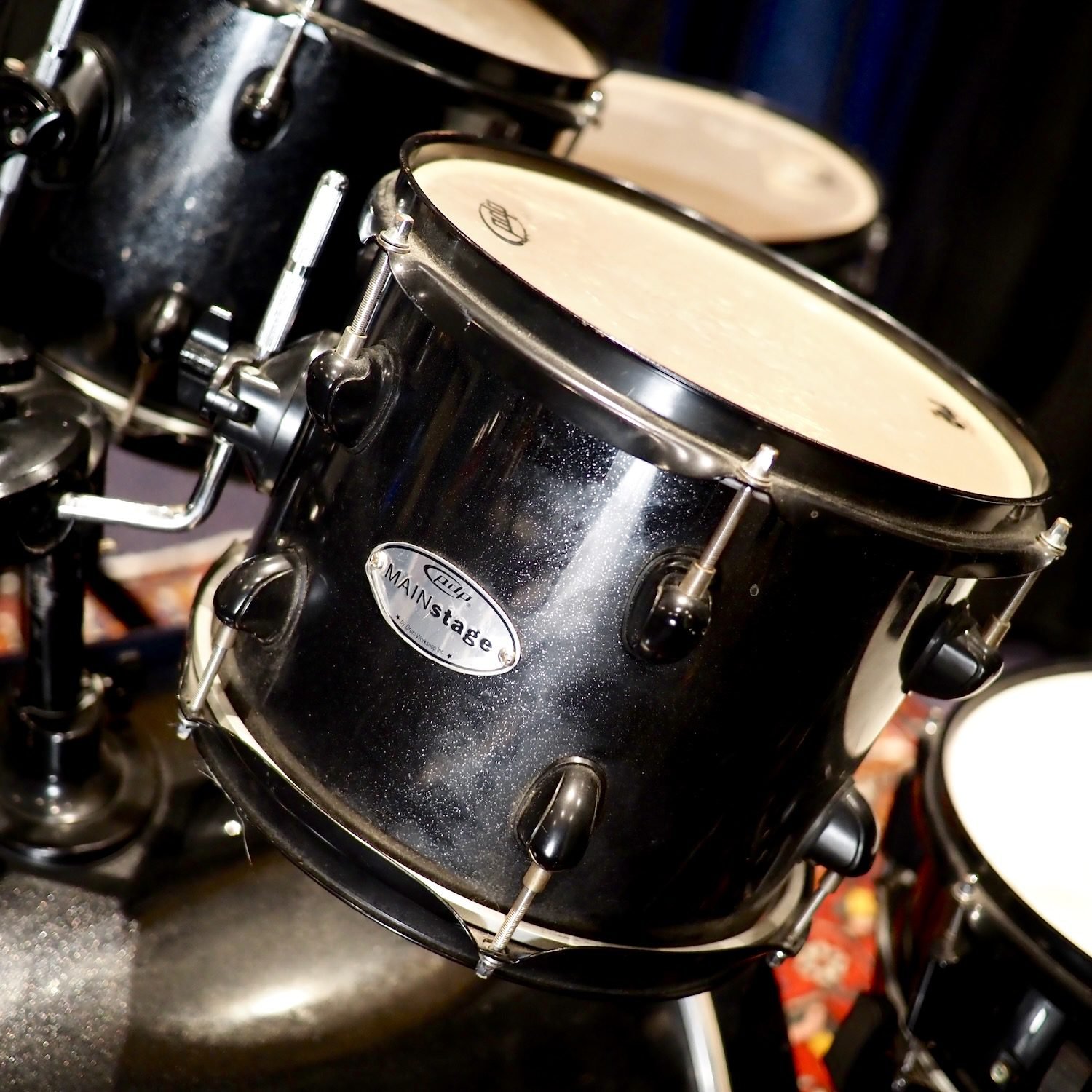 PDP Mainstage 5 piece Kit Black Sparkle with Black Hardware + Paiste 101 Ride & Hi Hats(Pre-Loved) - Image 4