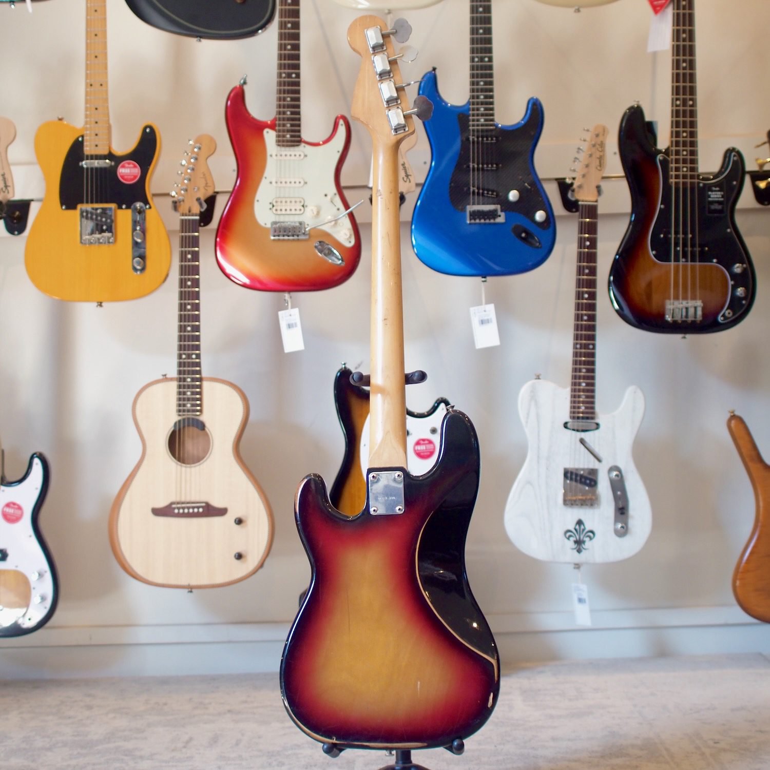 BYRONMUSICARIAPROIIWITHEMGS 2 Byron Music