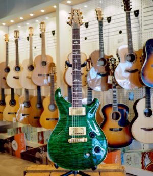 Pre-Loved PRS 2005 Artist Package 24 Green Electric Guitar with Hardcase