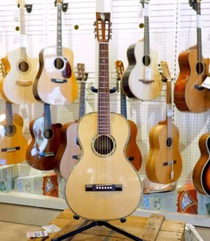 Pre-Loved Gerard Gilet AK O BR Azure Kingfisher Parlour Acoustic Guitar