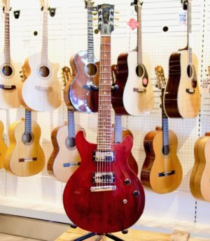 USED GIBSON LES PAUL DOUBLE CUT 1993 WINE RED WITH HARD CASE