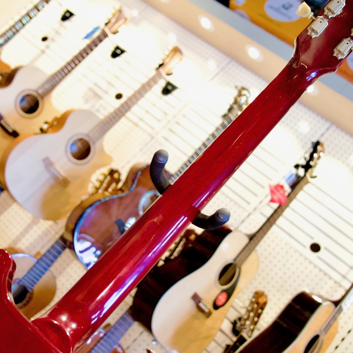 USED GIBSON LES PAUL DOUBLE CUT 1993 WINE RED WITH HARD CASE - Image 12