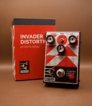 Maestro Invader Invader Distortion Distortion Guitar Effect Stomp Box Includes Box (Pre-Loved)