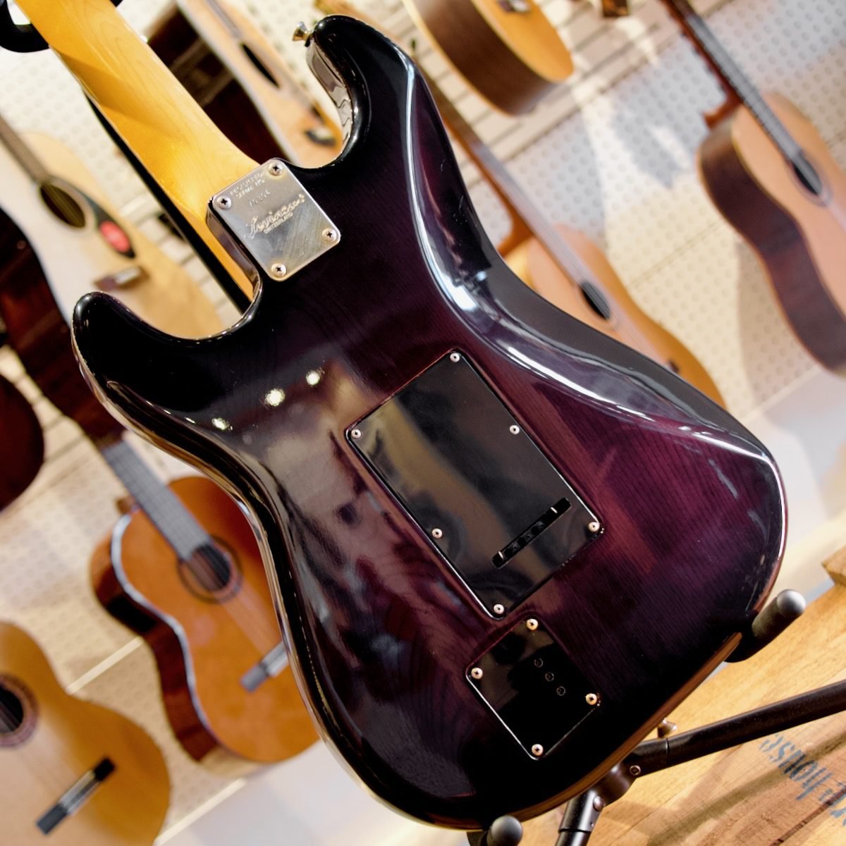 Pre-Loved Levinson 1989 Blade R2 Misty Violet In Hardcase - Image 11