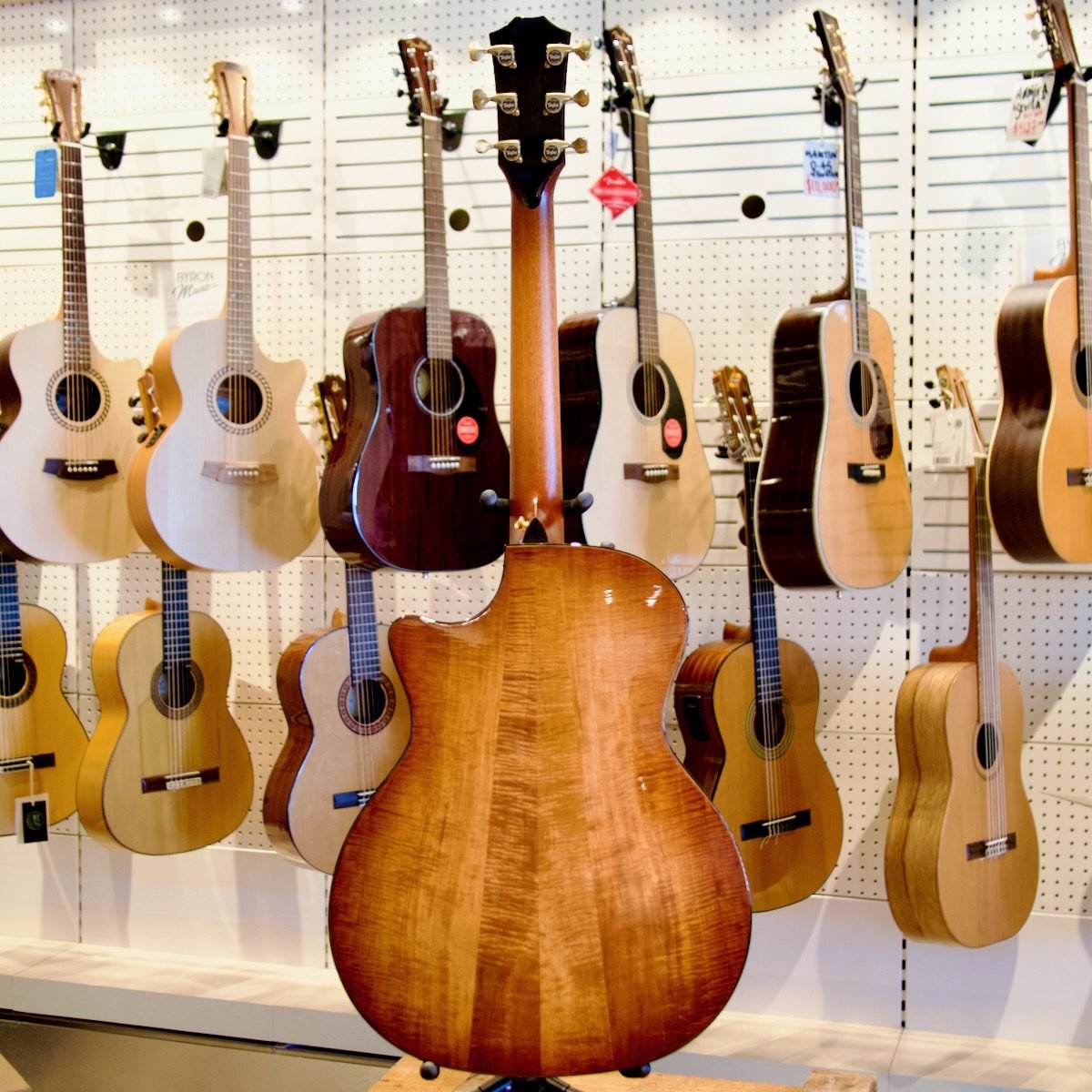 Taylor 914CE-LTD Grand Auditorium Acoustic Guitar in Hardcase* - KOA/REDWOOD - Image 2