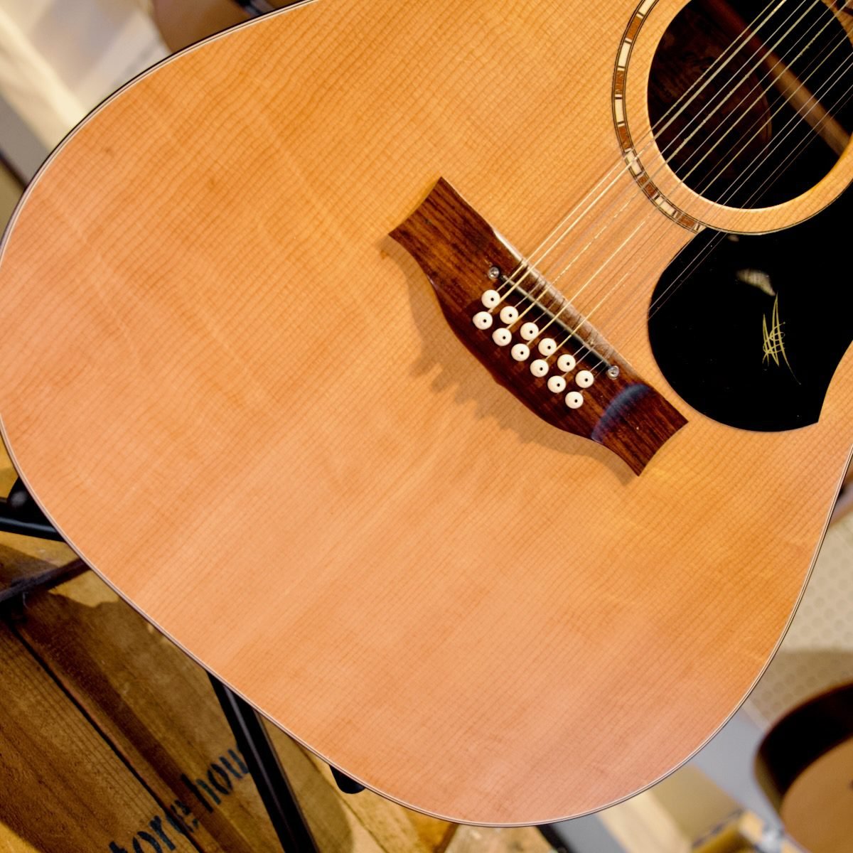 Pre-Loved Maton EM425-12 12 String Acoustic Guitar with Pickup - Image 2