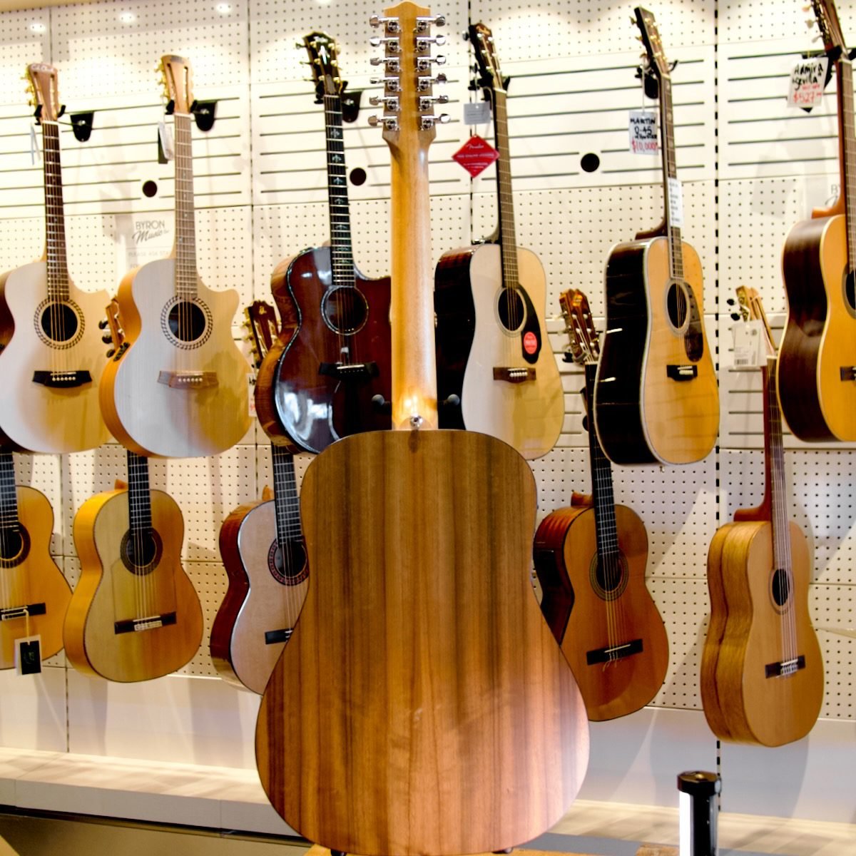 Pre-Loved Maton EM425-12 12 String Acoustic Guitar with Pickup - Image 11