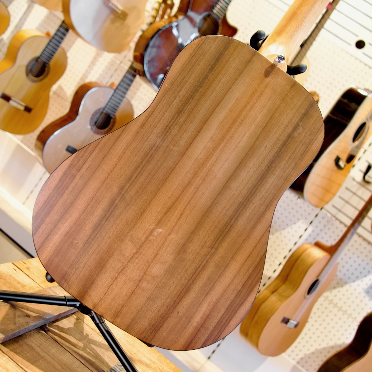 Pre-Loved Maton EM425-12 12 String Acoustic Guitar with Pickup - Image 10