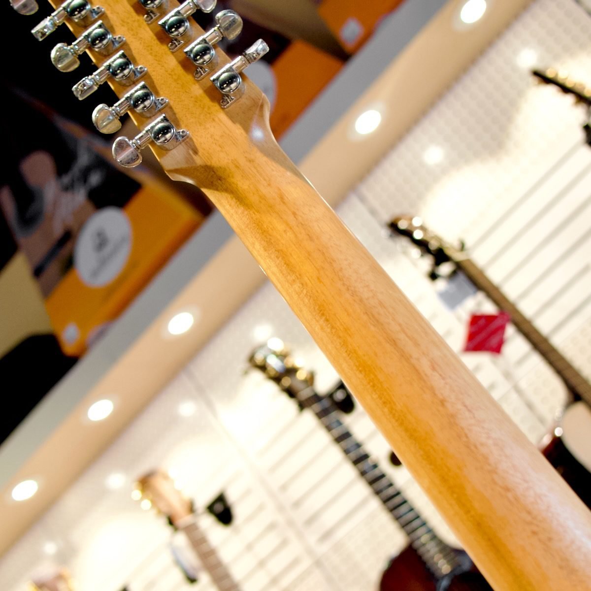 Pre-Loved Maton EM425-12 12 String Acoustic Guitar with Pickup - Image 8