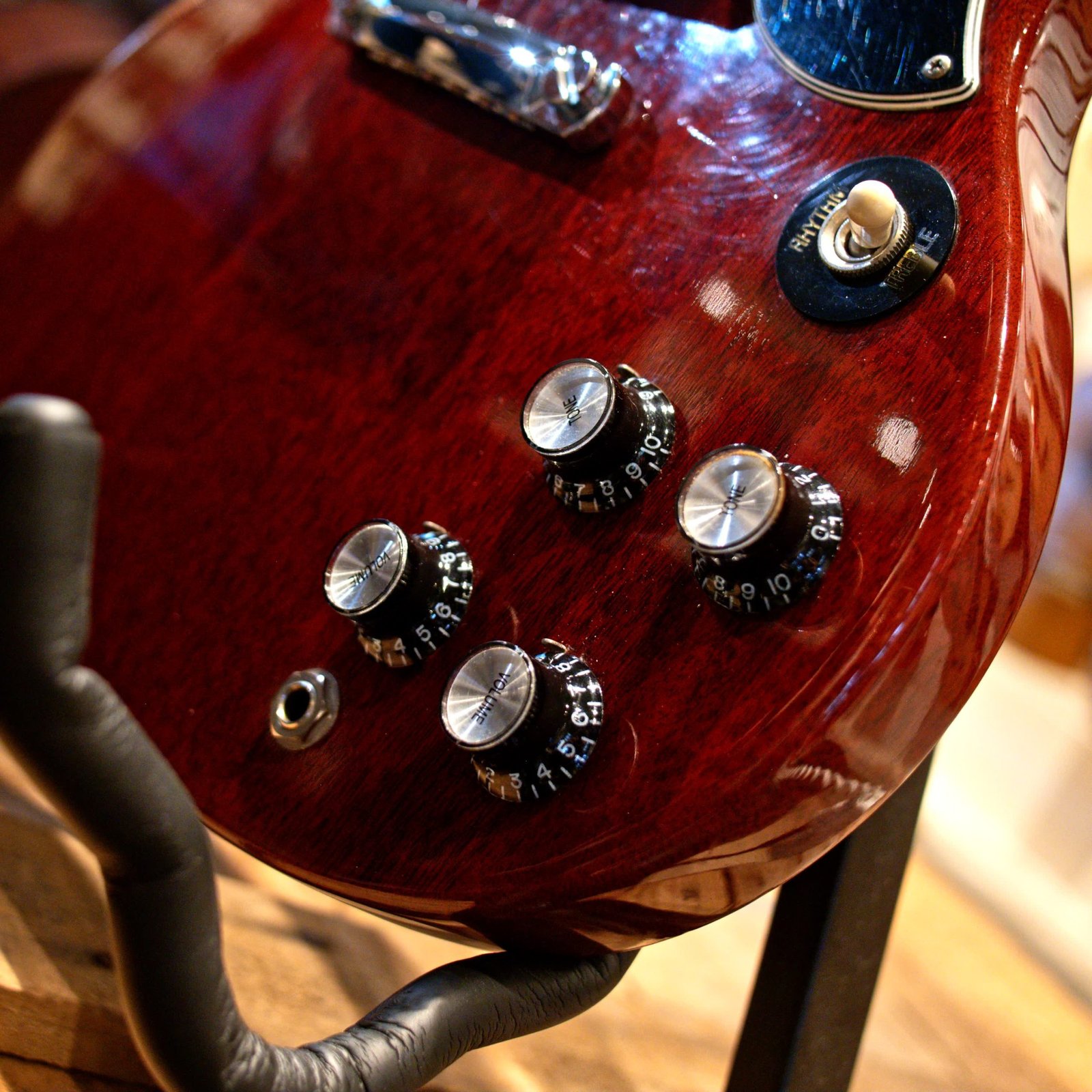 Pre-Loved Gibson SG Standard '61 Reissue – Heritage Cherry (2013) w/ Hard Case - Image 7