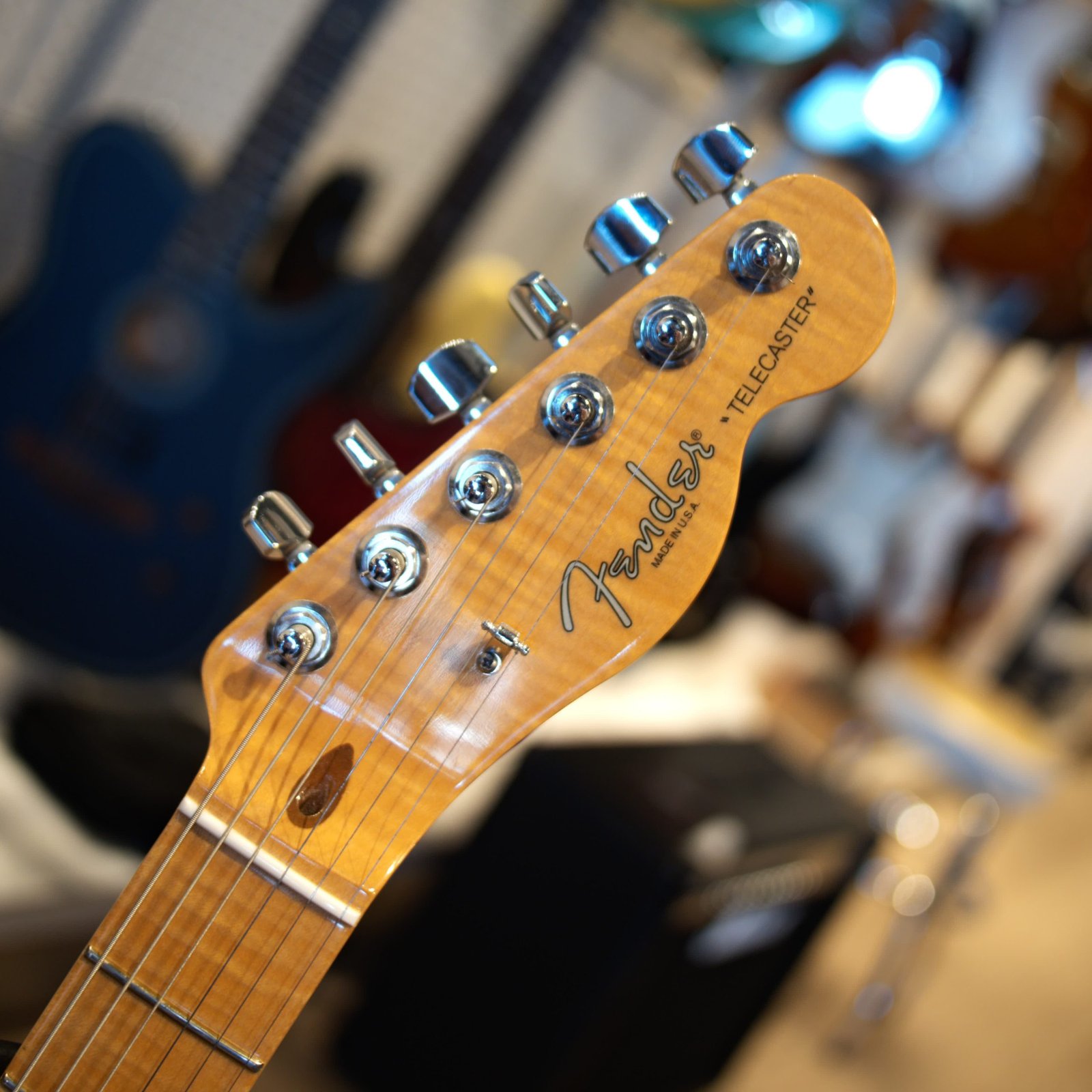 Fender Select Series Telecaster Carved Maple Top - Amber - Image 3