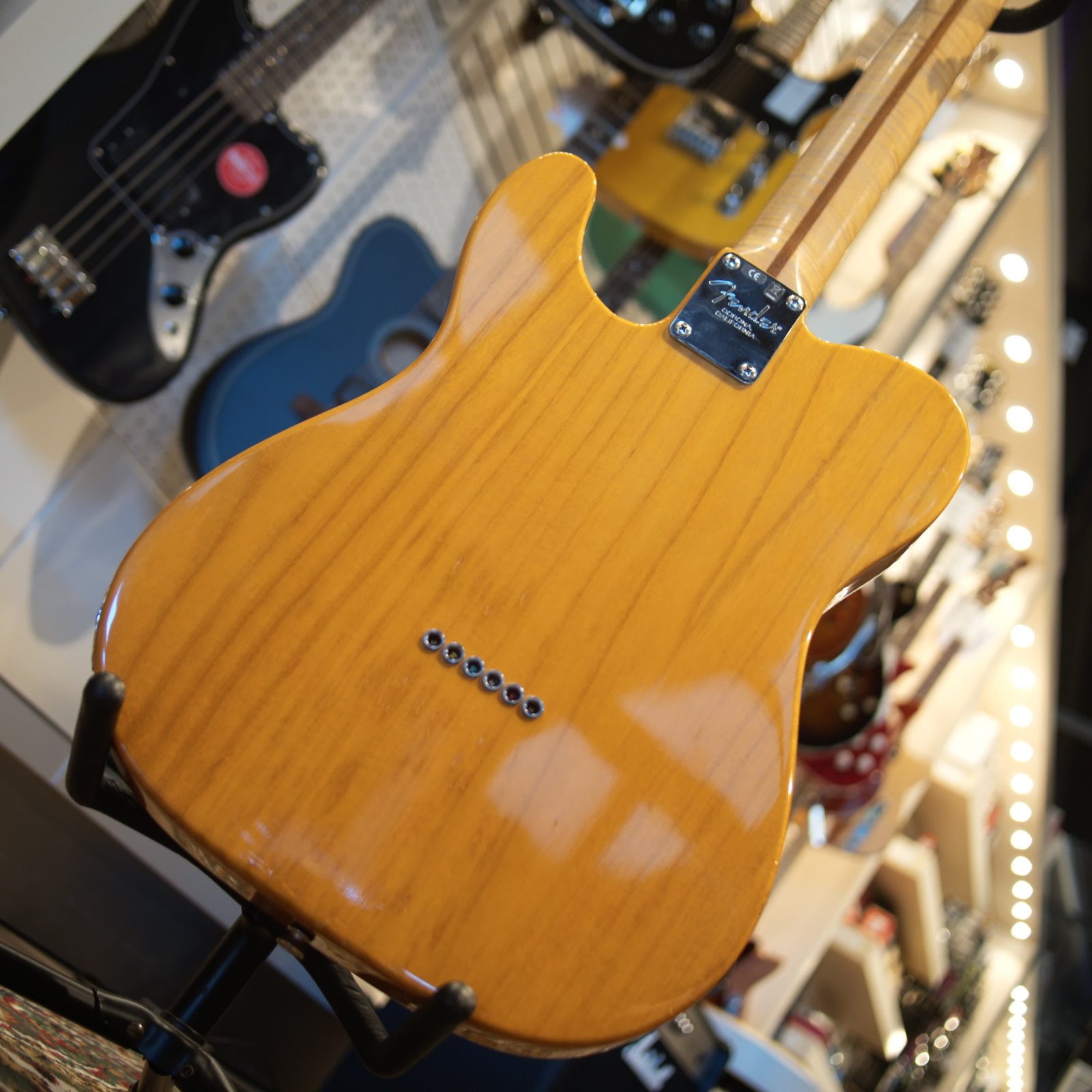 Fender Select Series Telecaster Carved Maple Top - Amber - Image 10