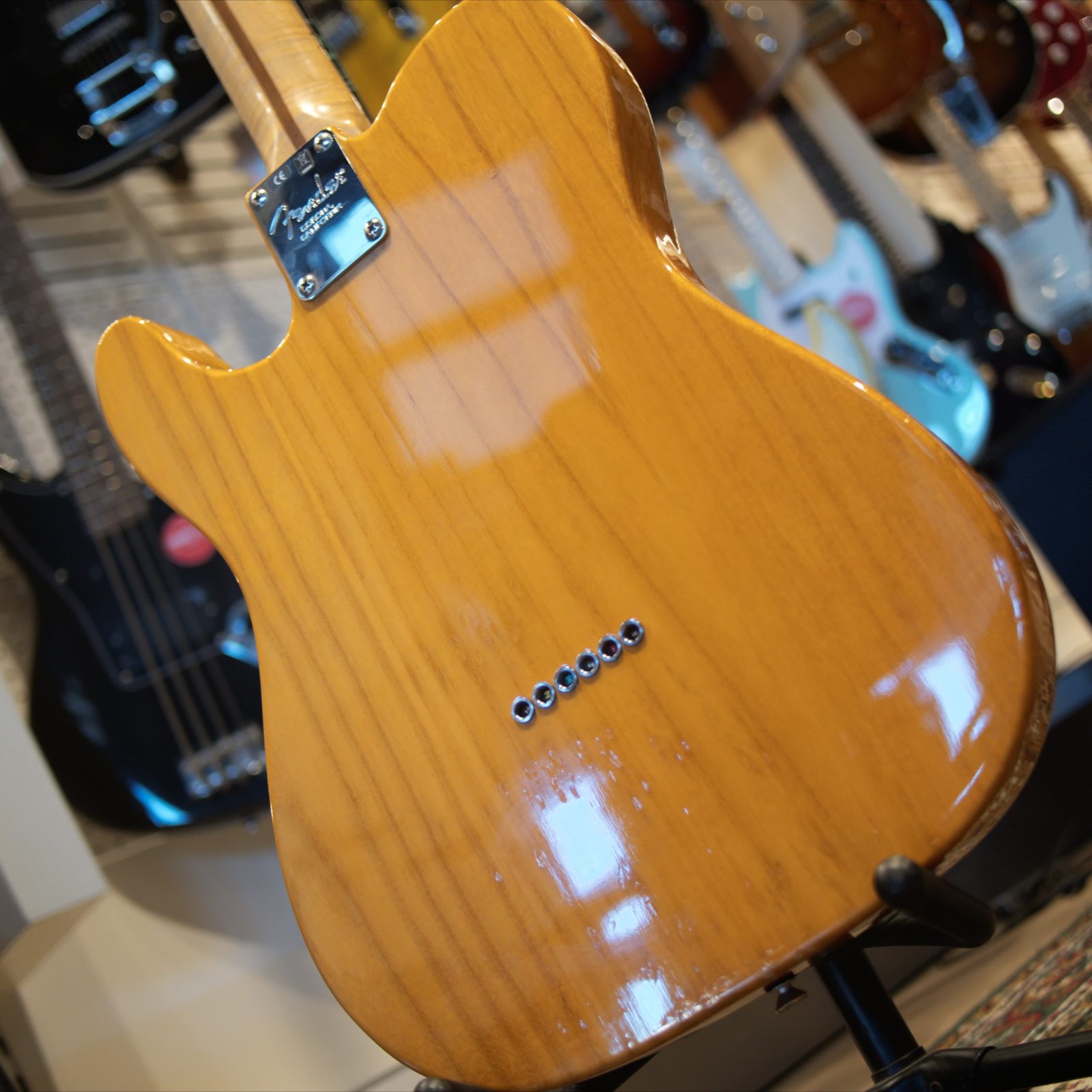 Fender Select Series Telecaster Carved Maple Top - Amber - Image 11