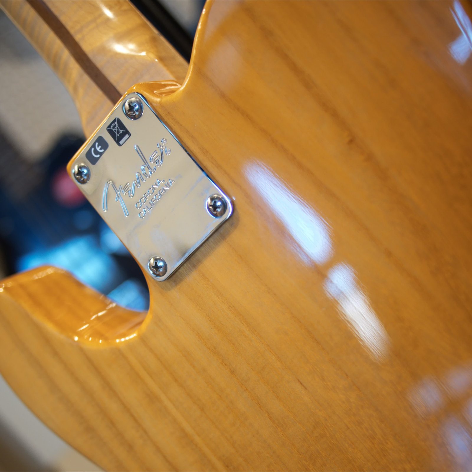Fender Select Series Telecaster Carved Maple Top - Amber - Image 12